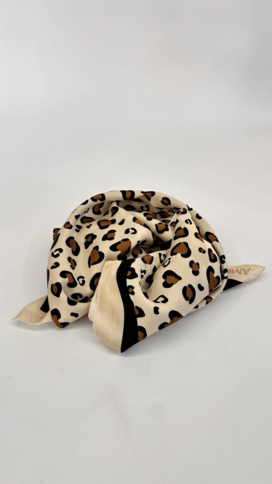 FOULARD FANTASIA LEOPARDATO