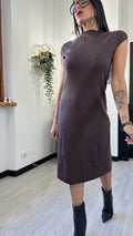 ABITO IN MAGLINA LUNGO SMANICATO MARRONE