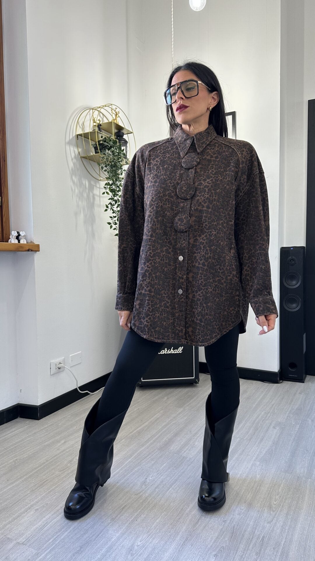 CAMICIONA DI JEANS LEOPARDATA MARRONE