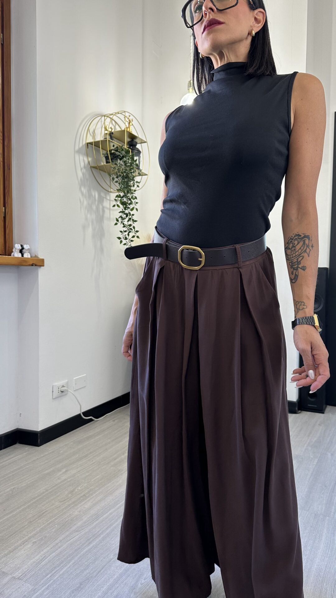 PANTALONE A PALAZZO CON CINTURA MARRONE