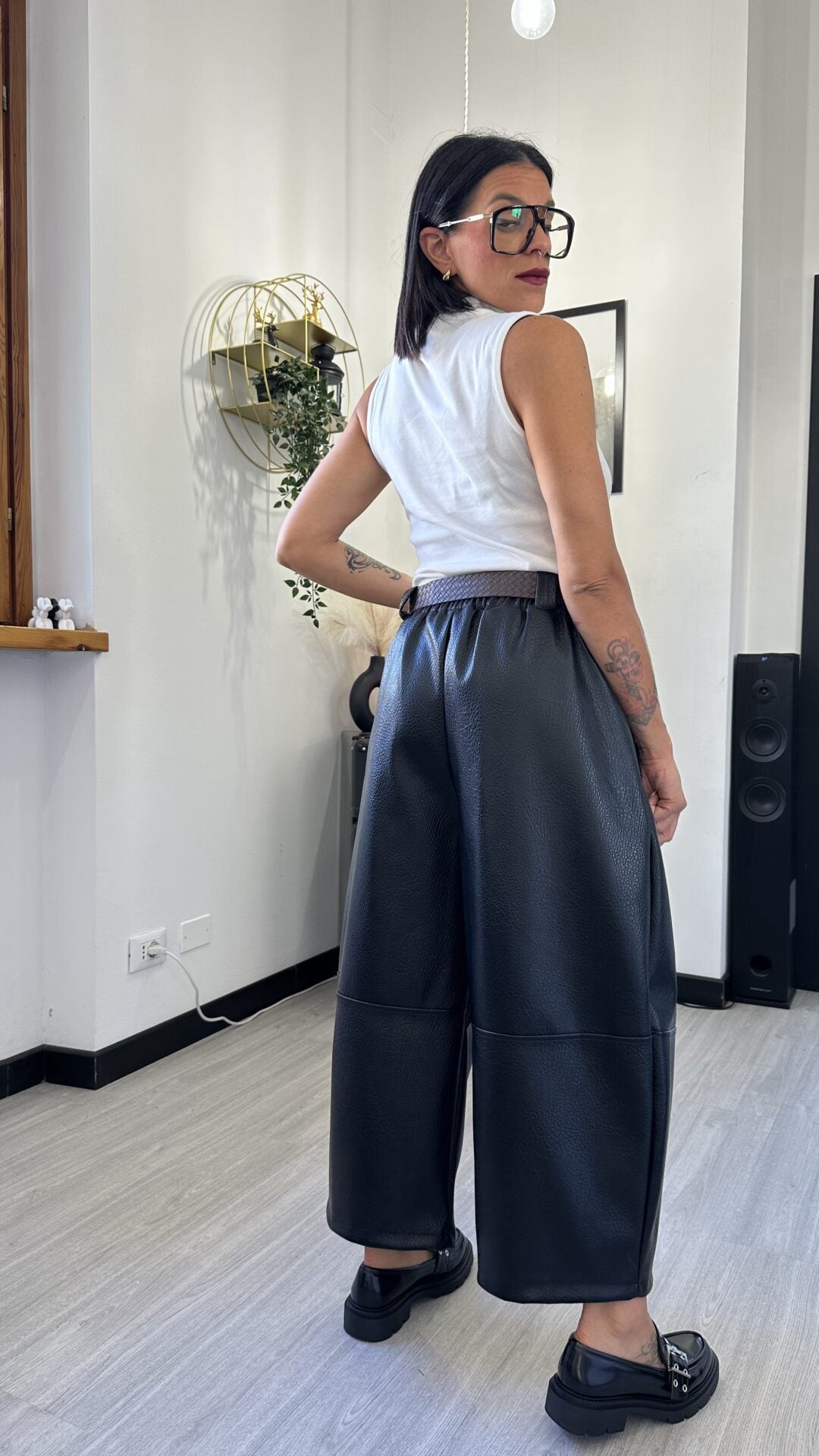 PANTALONE BAGGY LARGO IN ECOPELLE NERO