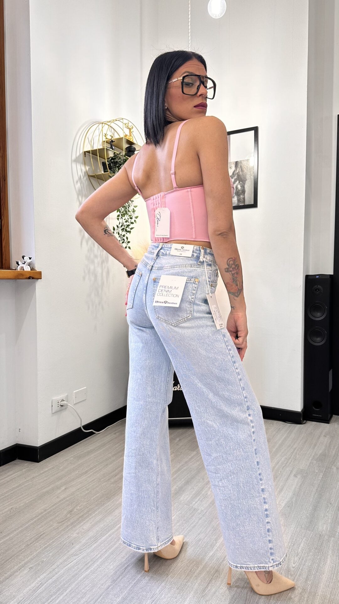 CORSETTO CON PUNTA ROSA
