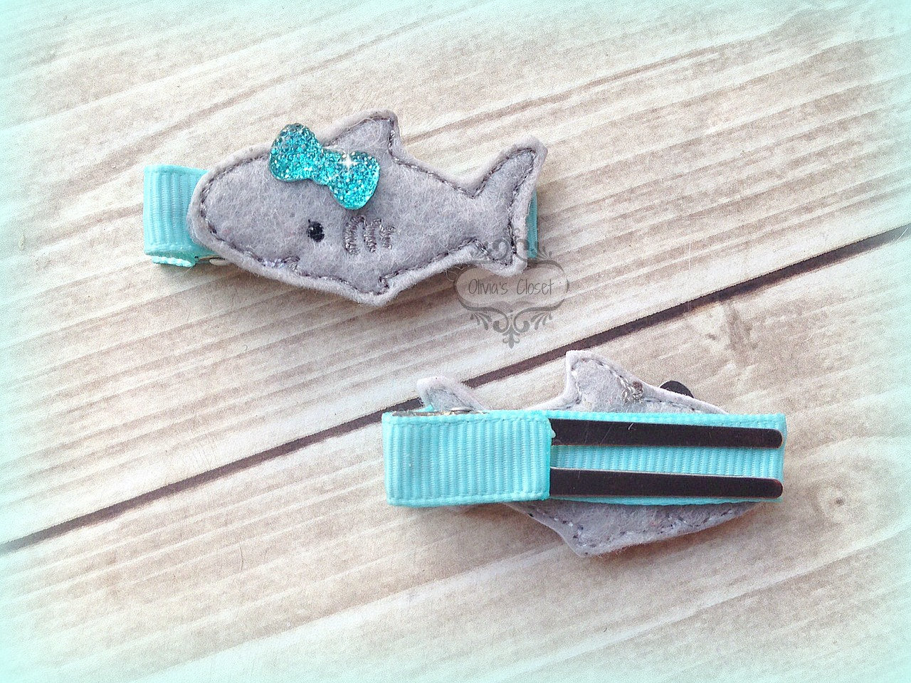 Shark hair clip