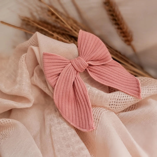 WHIMSY BOW // DUSTY ROSE RIB KNIT