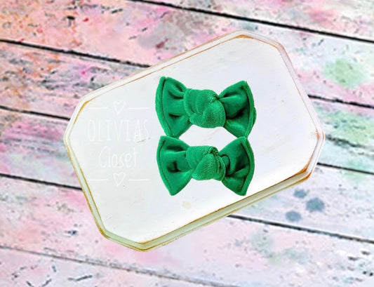 Knot Pigtails // Evergreen Velvet